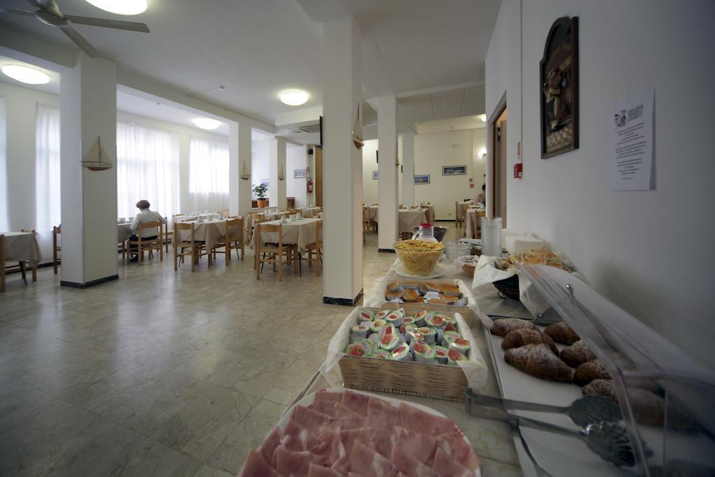 Oxford Hotel Rimini Eksteriør billede